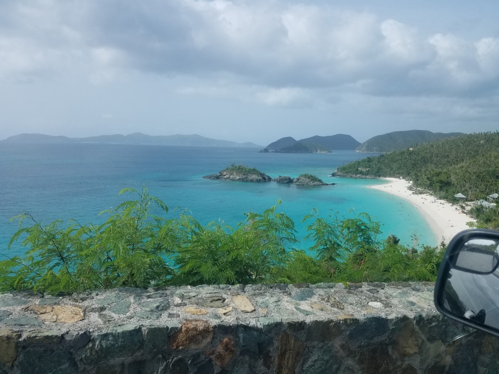  image here  publ10image1 Trunk_Bay_overlook.jpg